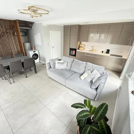 Piaskowa 6 Caloroczne Leba