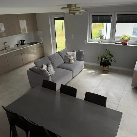 Piaskowa 6 Caloroczne Leba