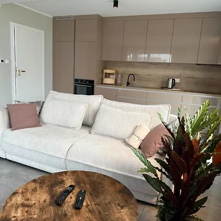 Dom wakacyjny Piaskowa 6 Caloroczne Leba Nowecin