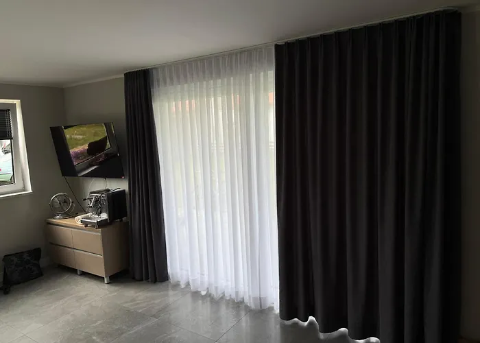 Piaskowa 6 Caloroczne Leba *