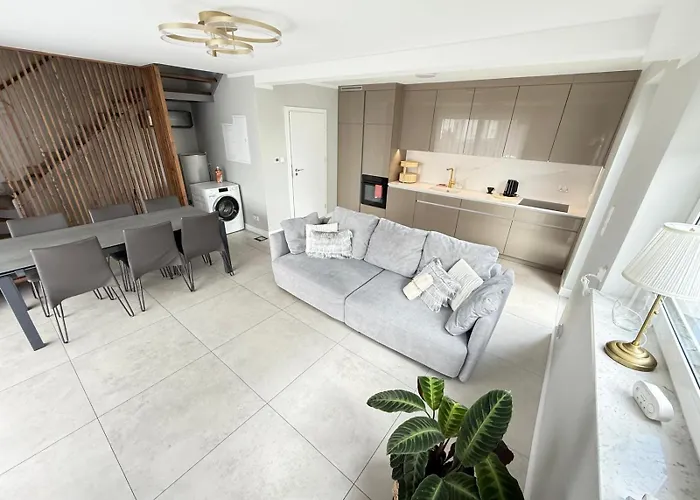 Piaskowa 6 Caloroczne Leba