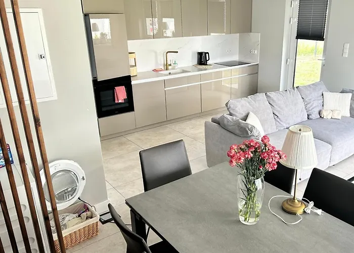 Piaskowa 6 Caloroczne Leba